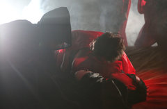 "Oczy szeroko zamknięte w JC&R".