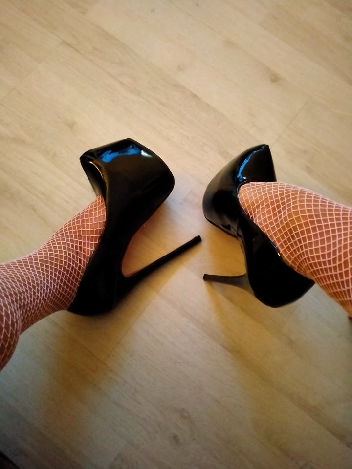 2020-02-07 20.22.34.jpg - MartinkaCross