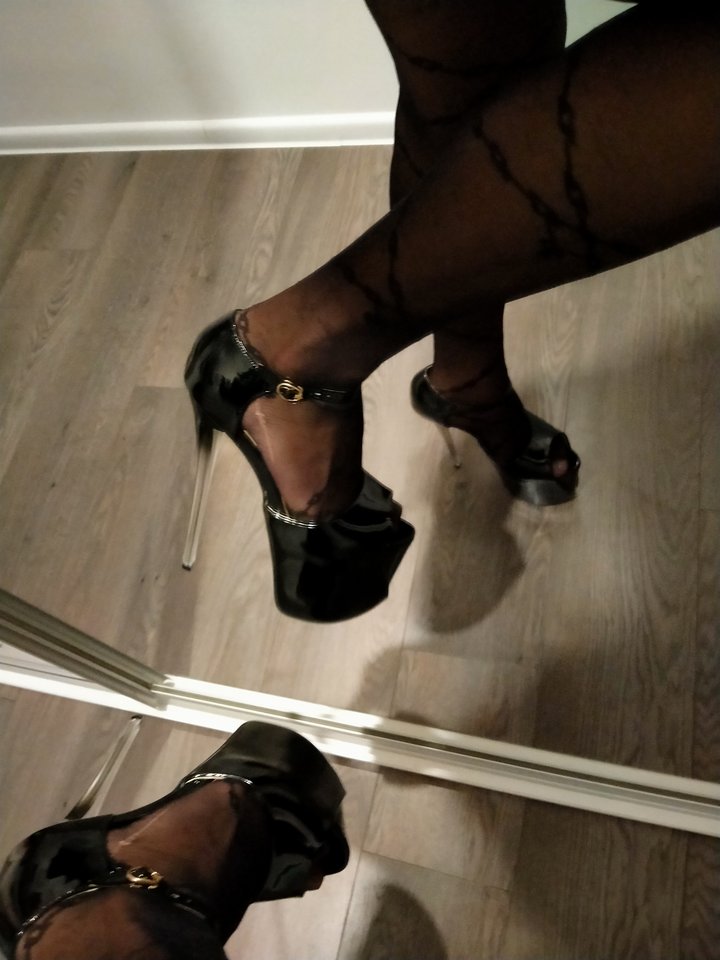 2020-02-10 17.11.08.jpg - MartinkaCross