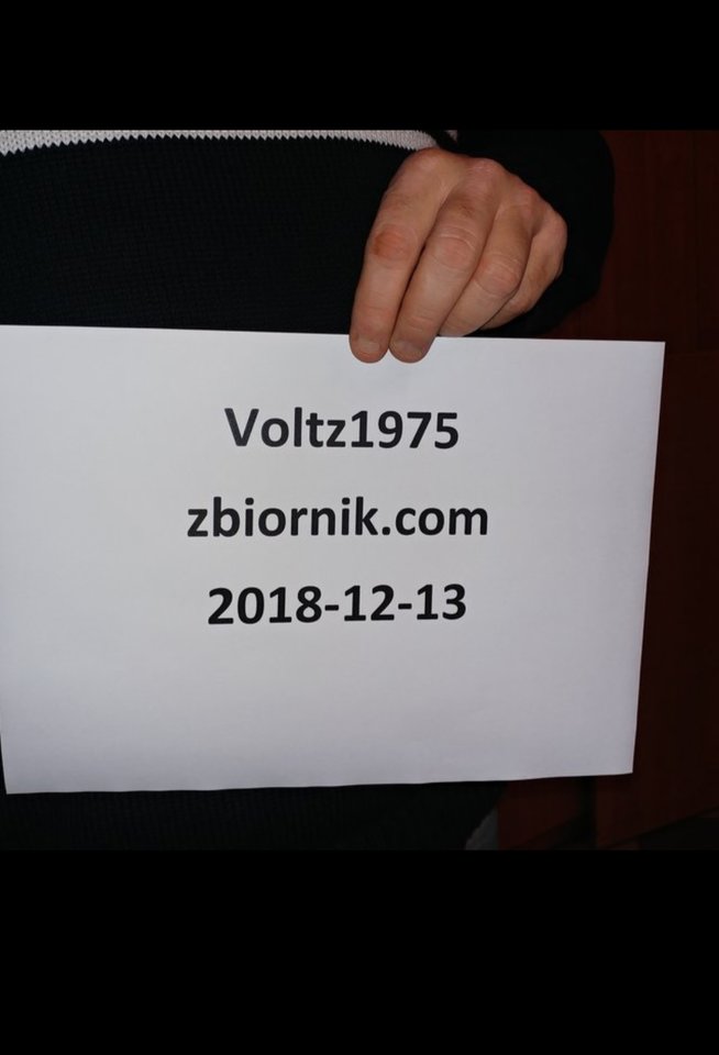 yyyyyy.jpg - Voltz1975