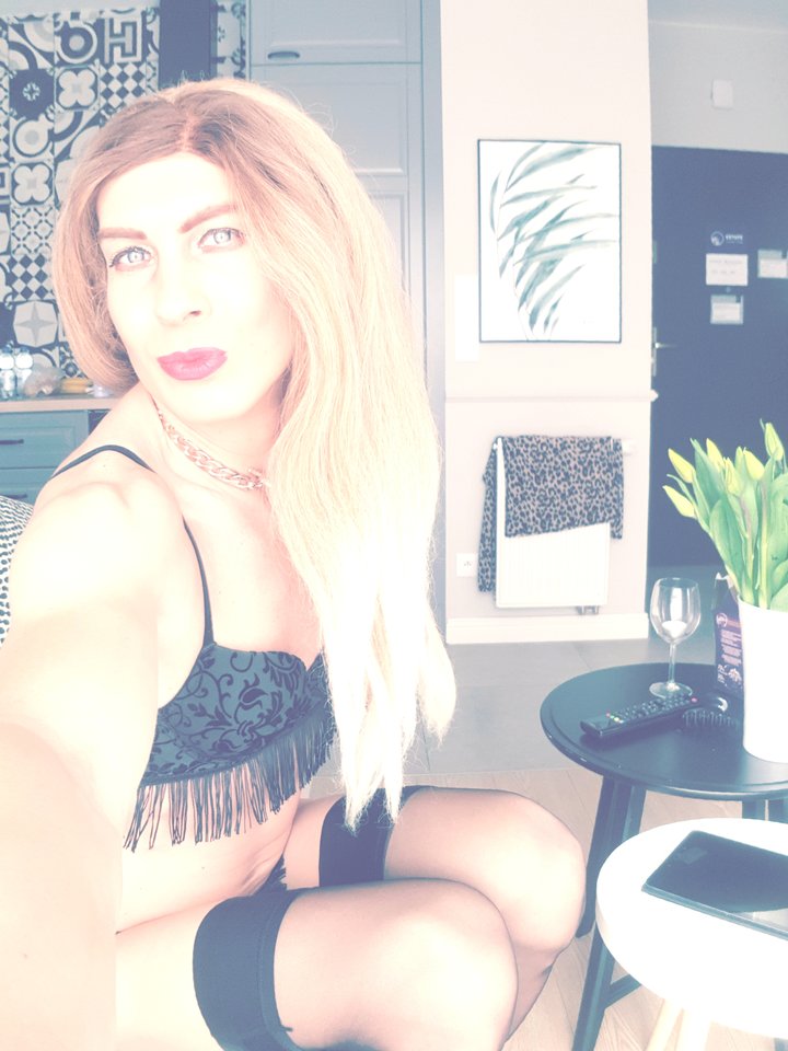 20200224_143401.jpg - Elizalady26