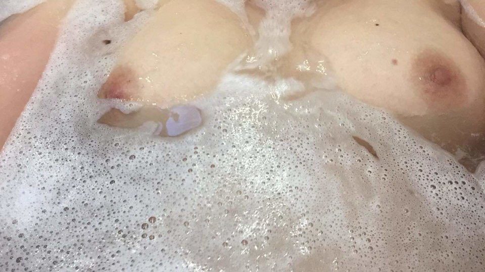received_556053258194715.jpeg - AandPcouple