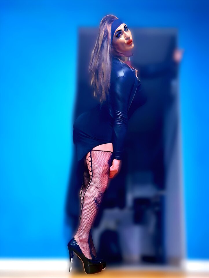 1000003906.jpg - AgnesBigAss