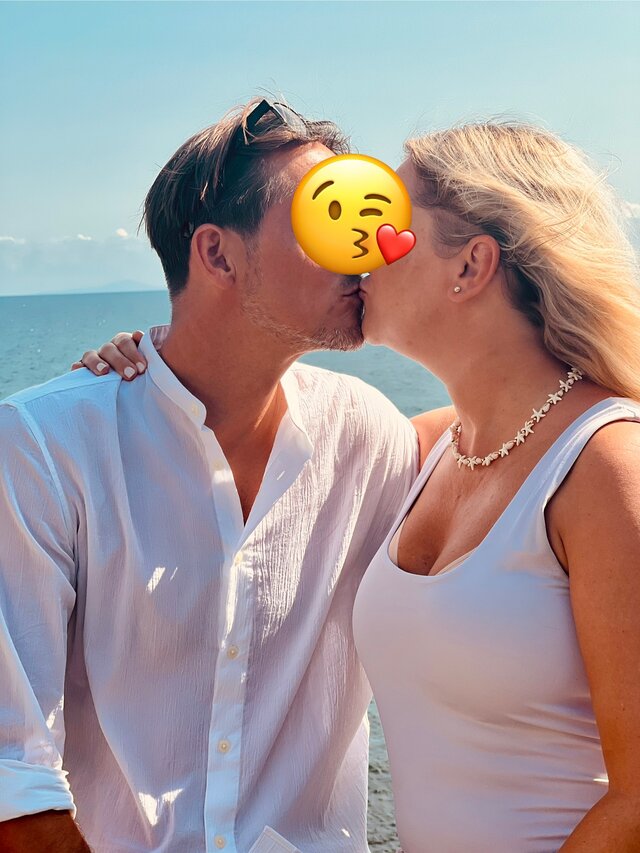 LoveIsAllAround