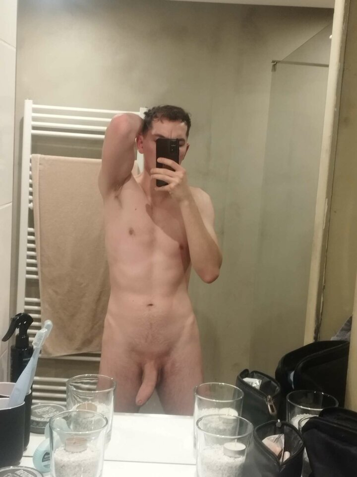 1000033494.jpg - Bigdick9807