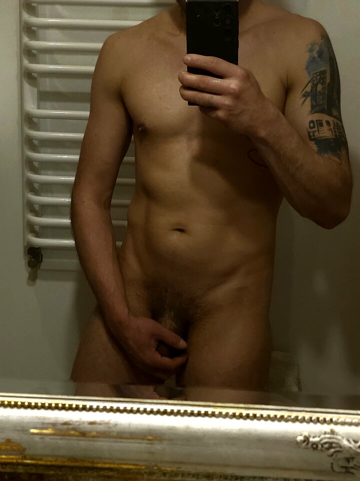 1000031845.jpg - Adamets