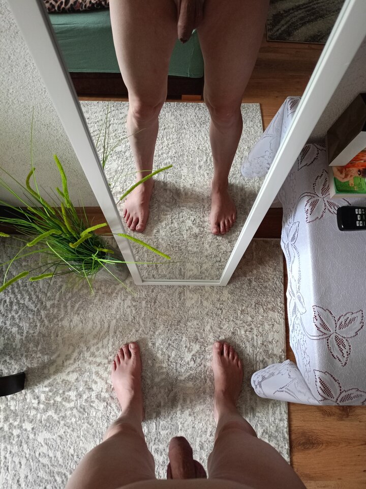 1000108934.jpg - Mar7669