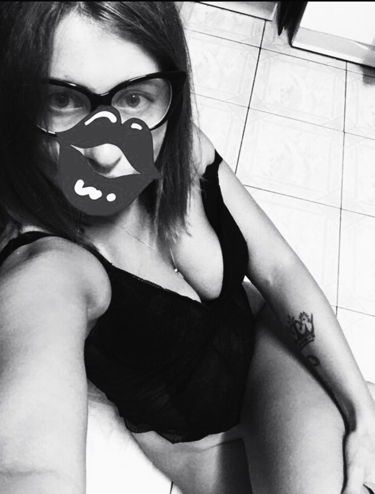 1000012455.jpg - SexiparkaHot