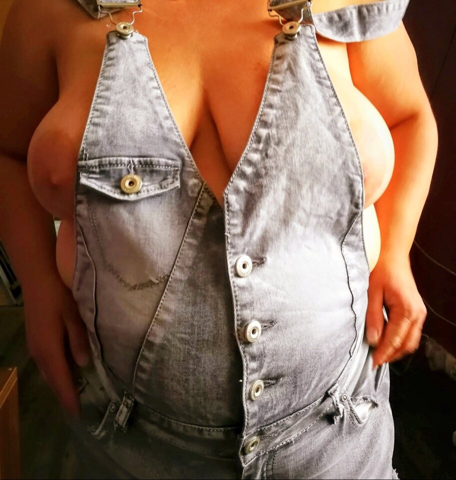 1000021890.jpg - Parka17111