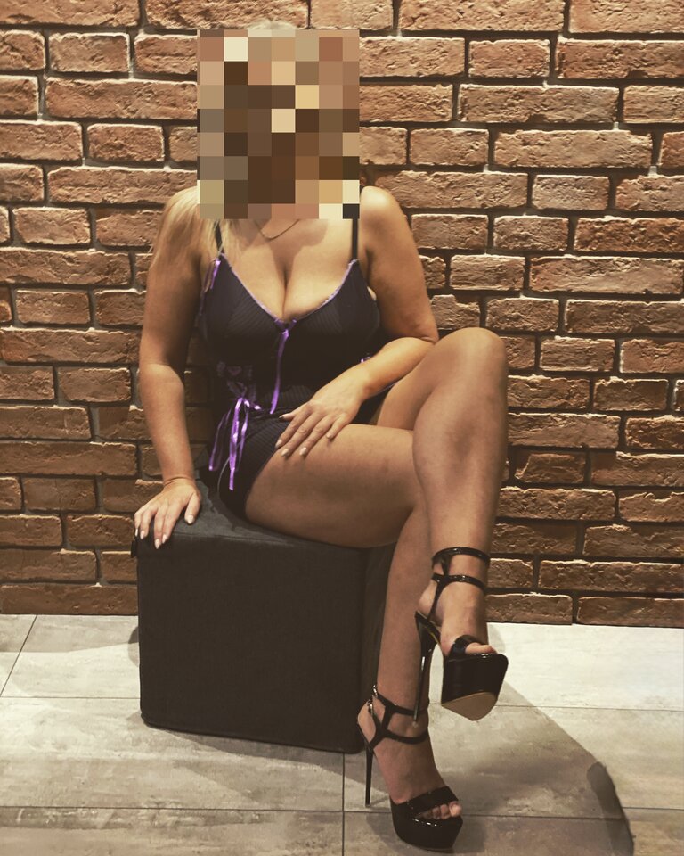 F0024763-356A-4F02-B53E-42D7D03C0050_Original.jpeg - RealniSexyPL