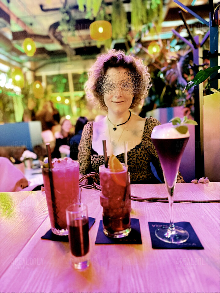 Blur-29032026-01.jpeg - 4realonly