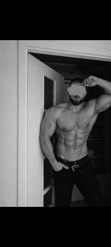 11716_Gallery.jpg - SlowHands