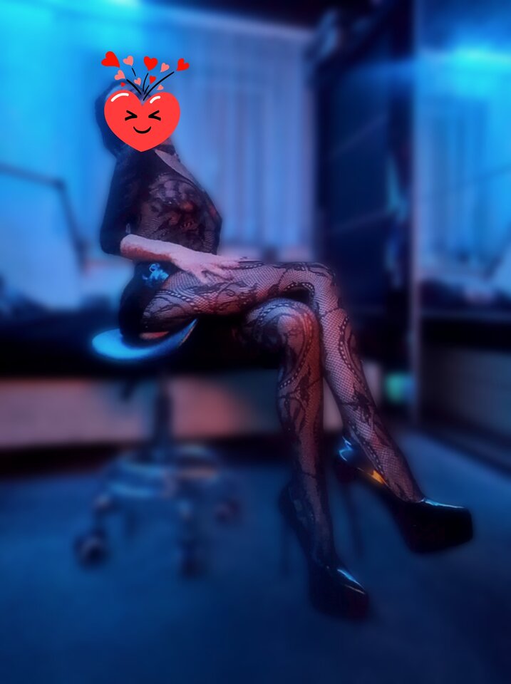 20260401_210502.jpg - Rosaviktor