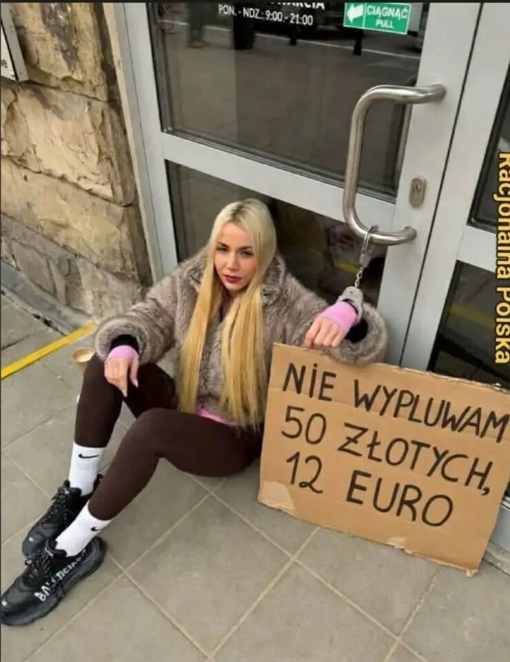 1000010770.jpg - _ewwama_