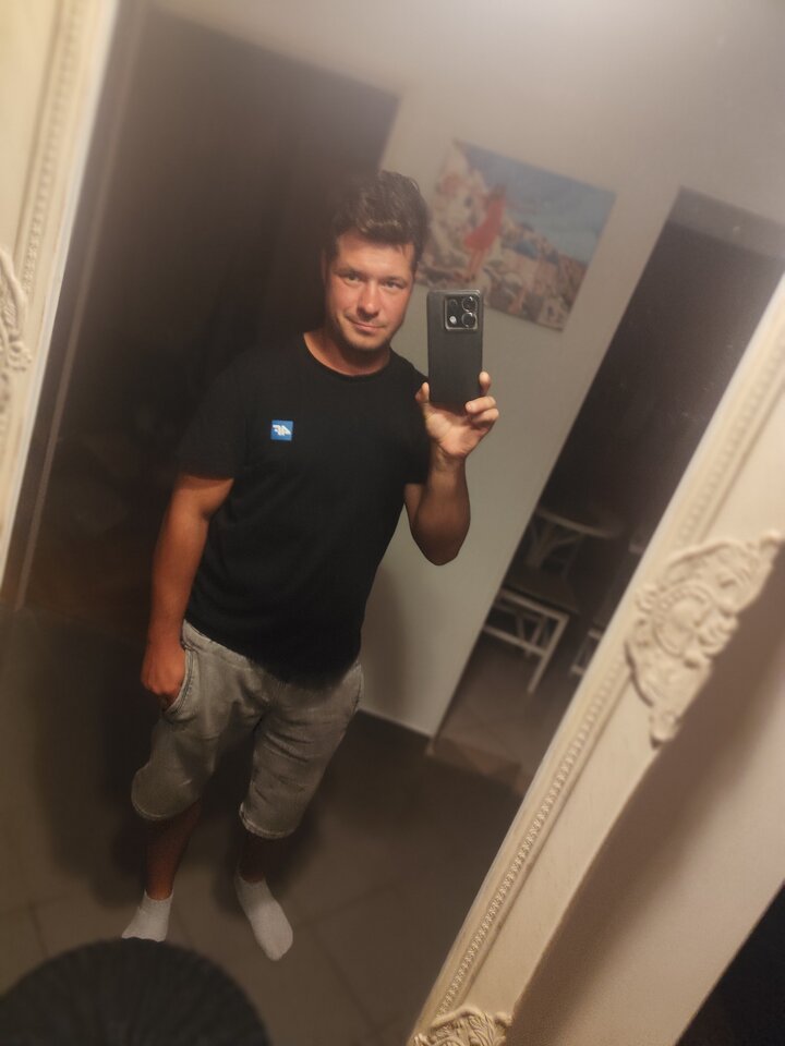 58810b30-c16b-417d-9ce5-318300543ab7-1_all_5630.jpg - Gemin231