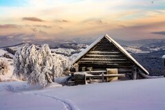 Widoki z Ochodzitej.jpg