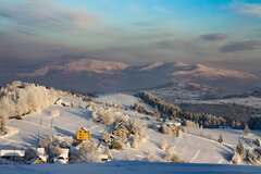 Widoki z Ochodzitej.jpg