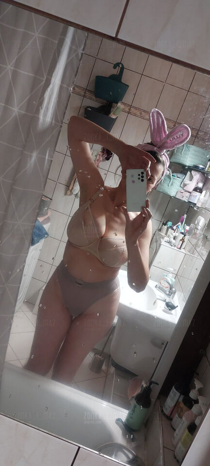 Jak święta  to i króliczek,  Wesołych Świąt - ZONKA_I_MAZ