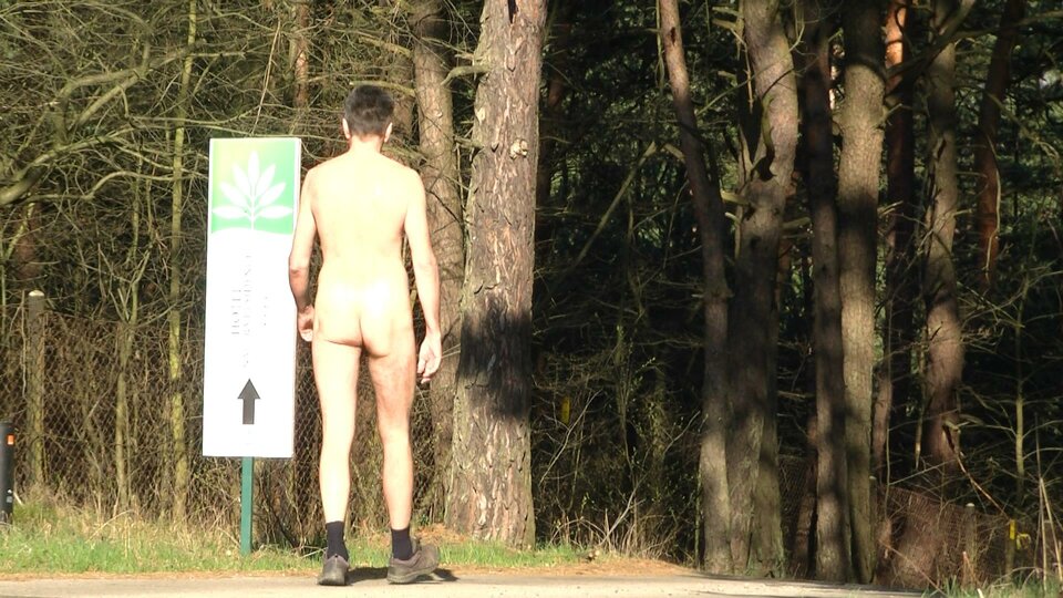 SIEWIERZ - droga do hotelu Natura 20260405.avi_snapshot_00.29_[2 - Krzysztof_cfnm