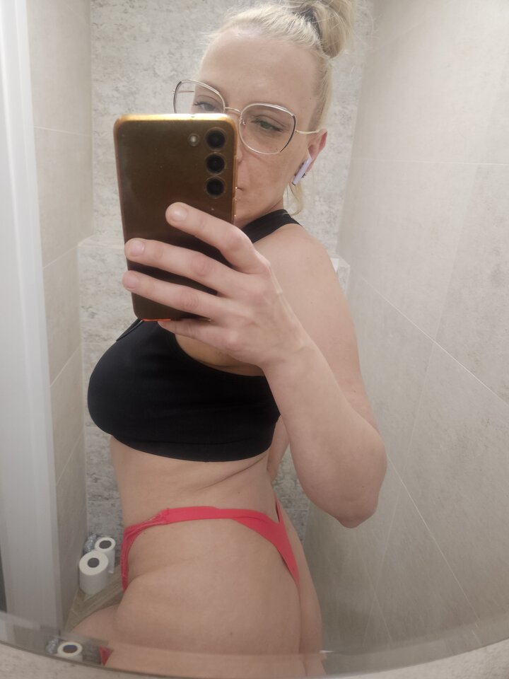 1e615579-4ded-43eb-929f-fad01c2b9aef-1_all_9760.jpg - Monia44444444