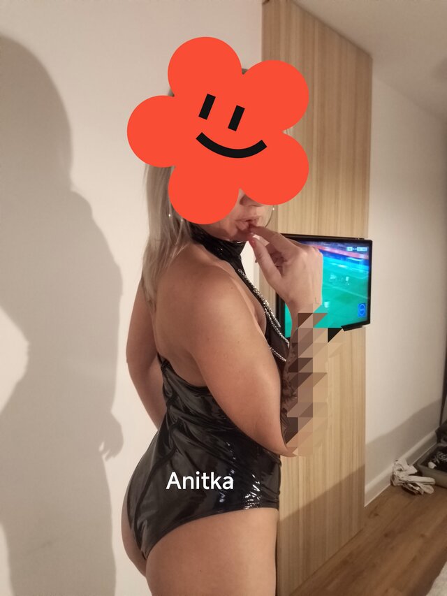 Anita42