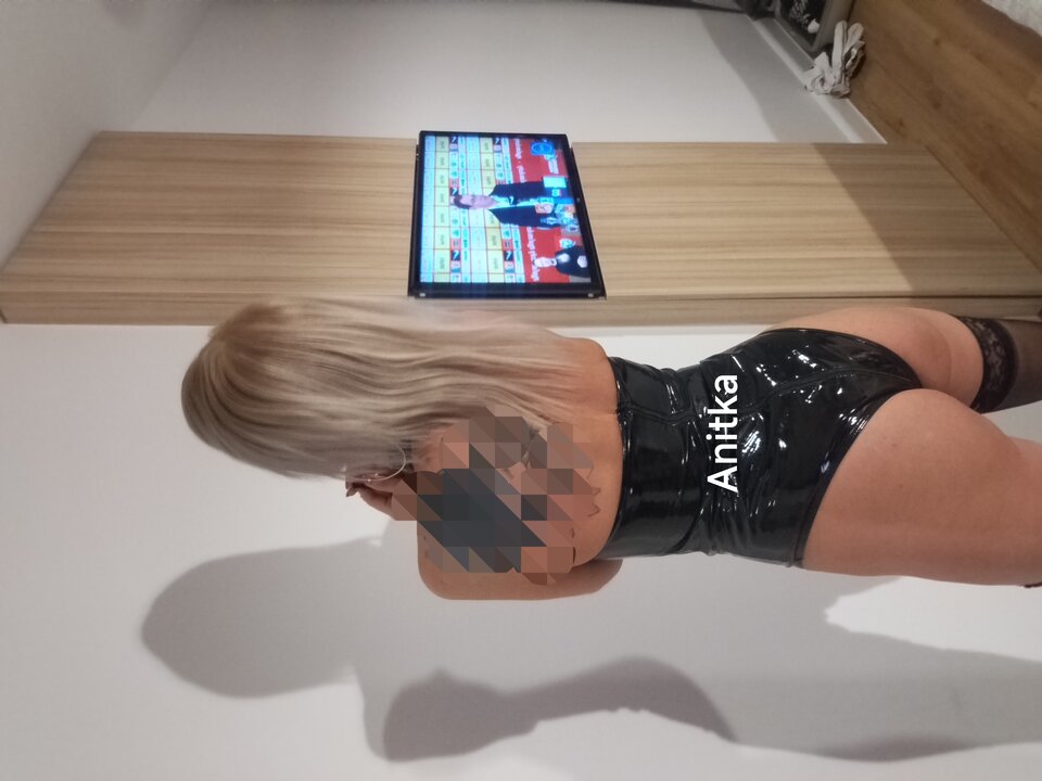 1000010360.jpg - Anita42