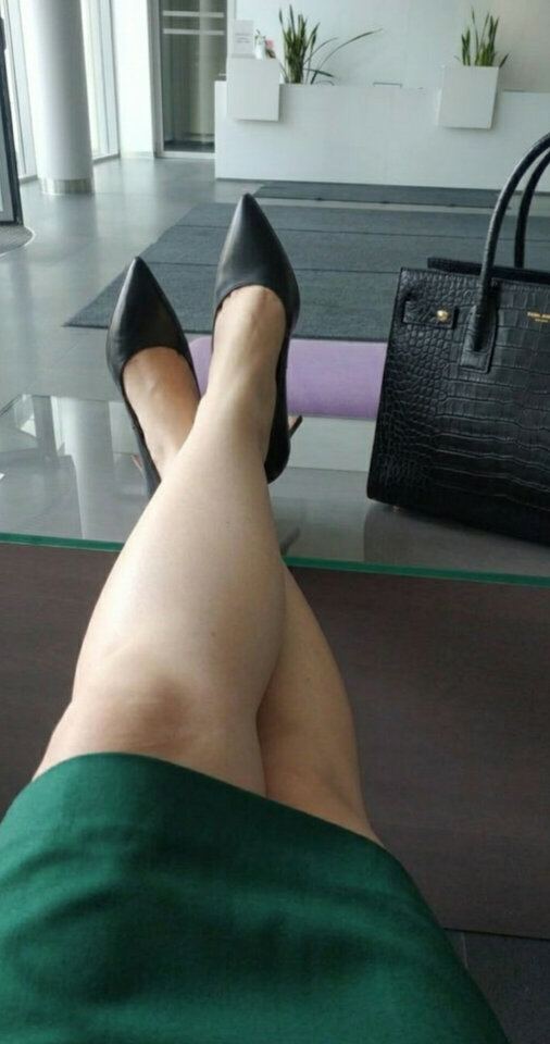MyLegs.jpg - Tasteme69