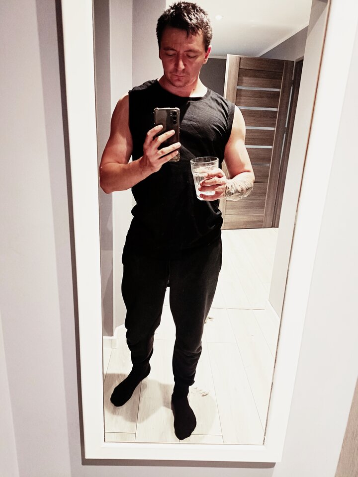 IMG_20260410_075825.jpg - Ray933