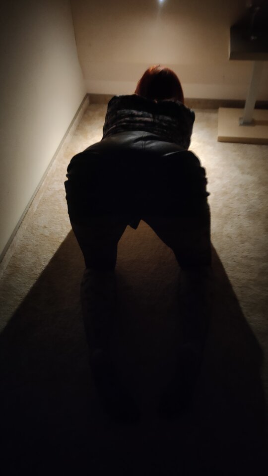 Coś mi upadło, pomożesz poszukać?? - NowiCjusze10