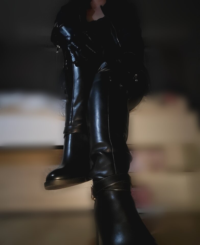 W skórze znów - Stanley9856