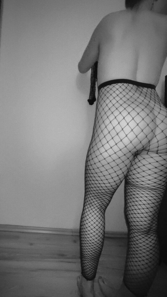 1000001099.jpg - HotParka2629