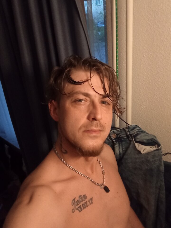 1000003006.jpg - ES2022