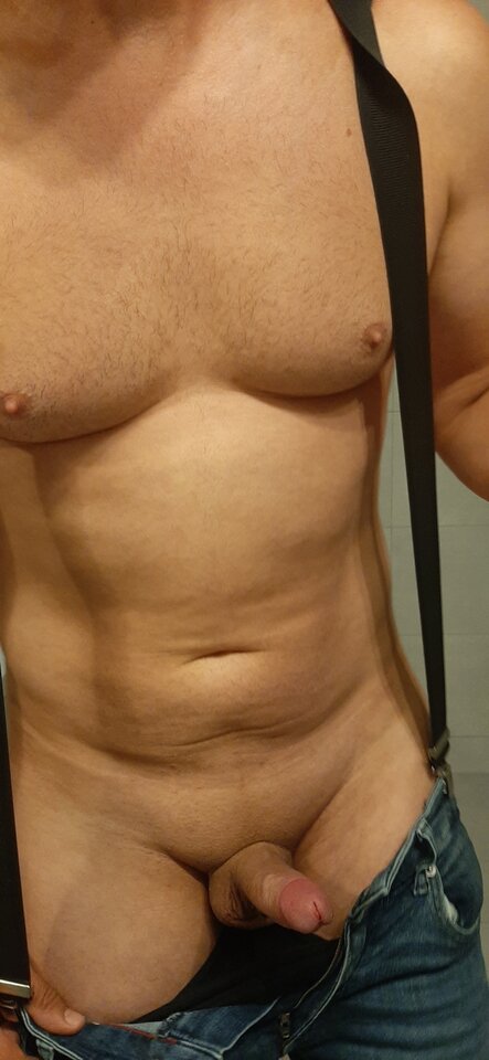 Screenshot_20250830-085730_Gallery.jpg - cichhyy