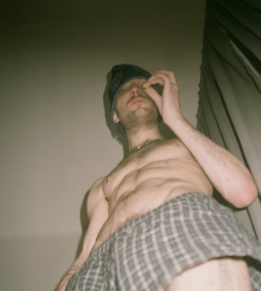 68010032.jpeg - 4Fuunn