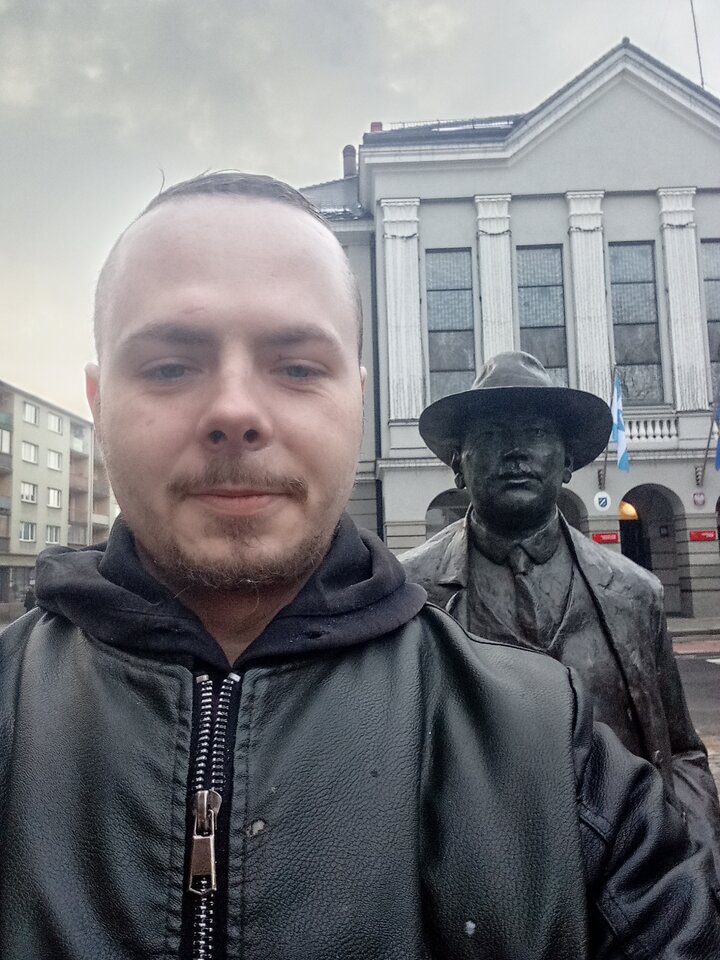 Daniel , 28 lat . - Dansta_365