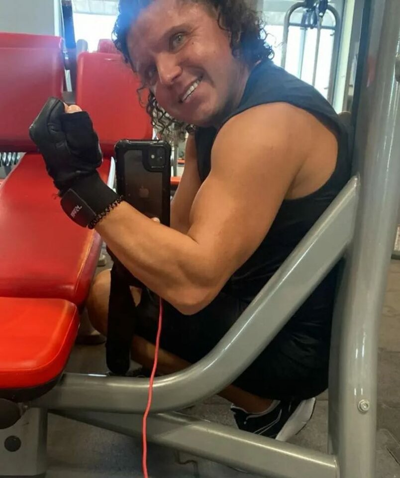 387638059_260985086485396_8916121773985654876_n.jpg - Locki82