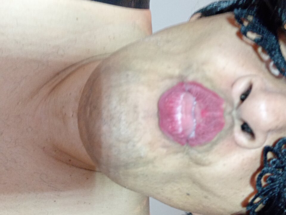 1000129271.jpg - lickemydick