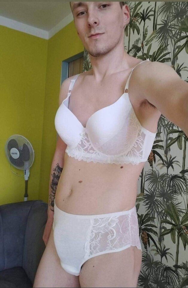 1000023311.jpg - Shotgun_