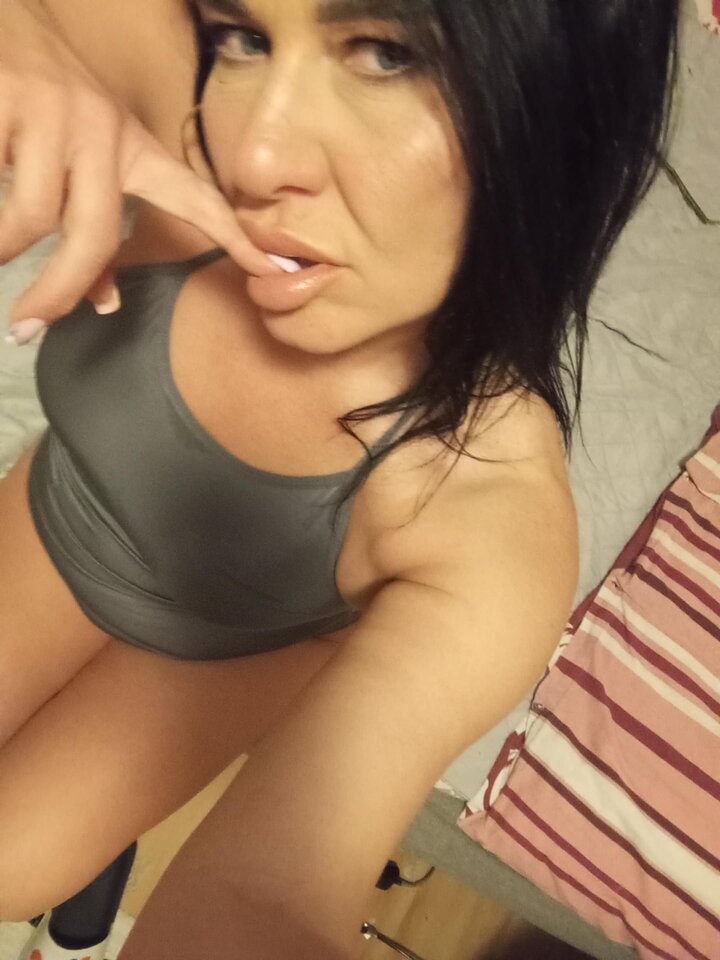 1000038512.jpg - m2022