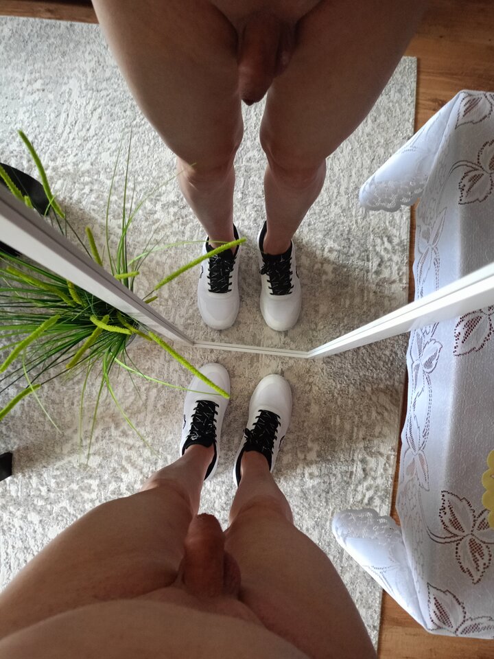 1000112147.jpg - Mar7669