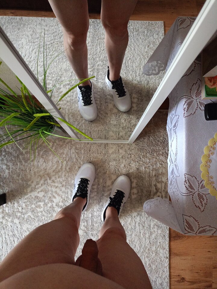 1000112141.jpg - Mar7669