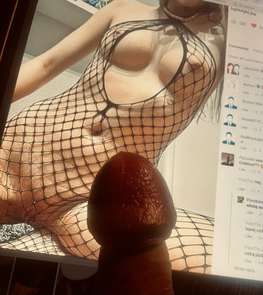 Uwielbiam widzieć kutasa przy moim zdjęciu - Porobienii