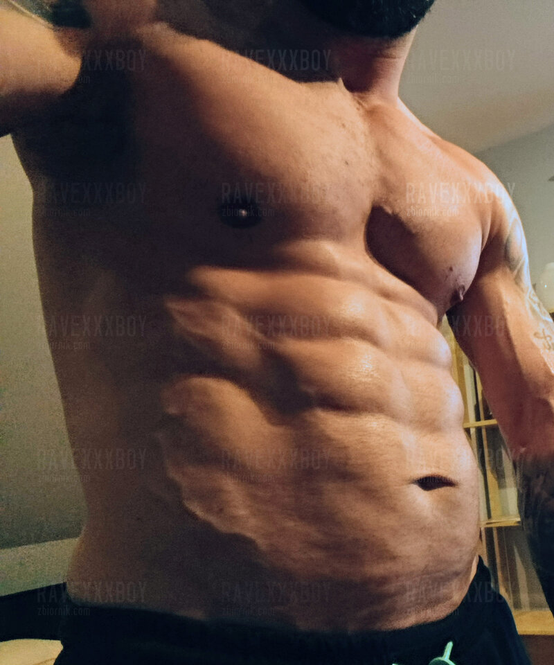 8021.jpg - RaveXXXBOY