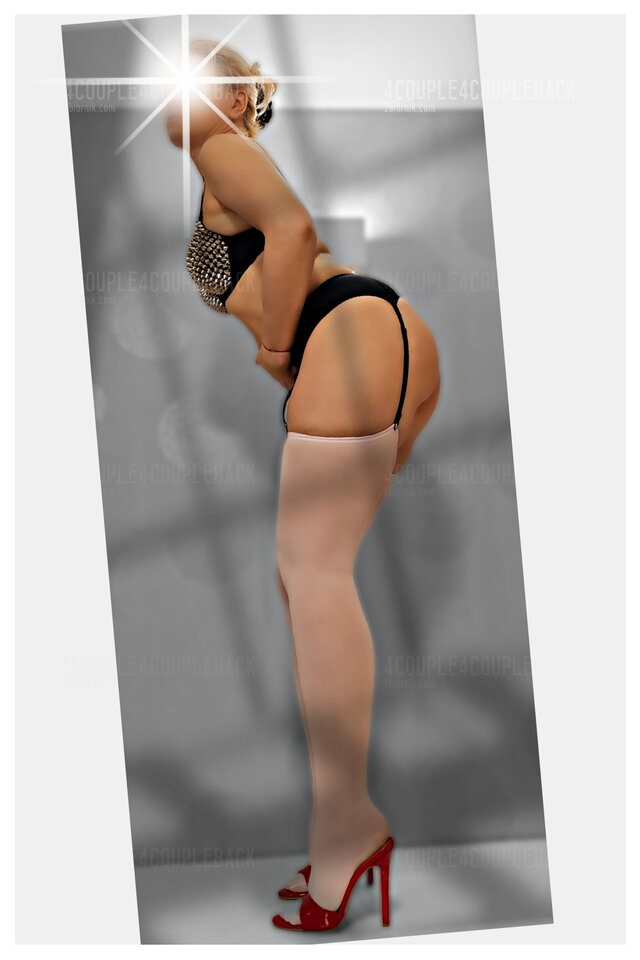 1000058713.jpg - 4couple4CoUpLeback