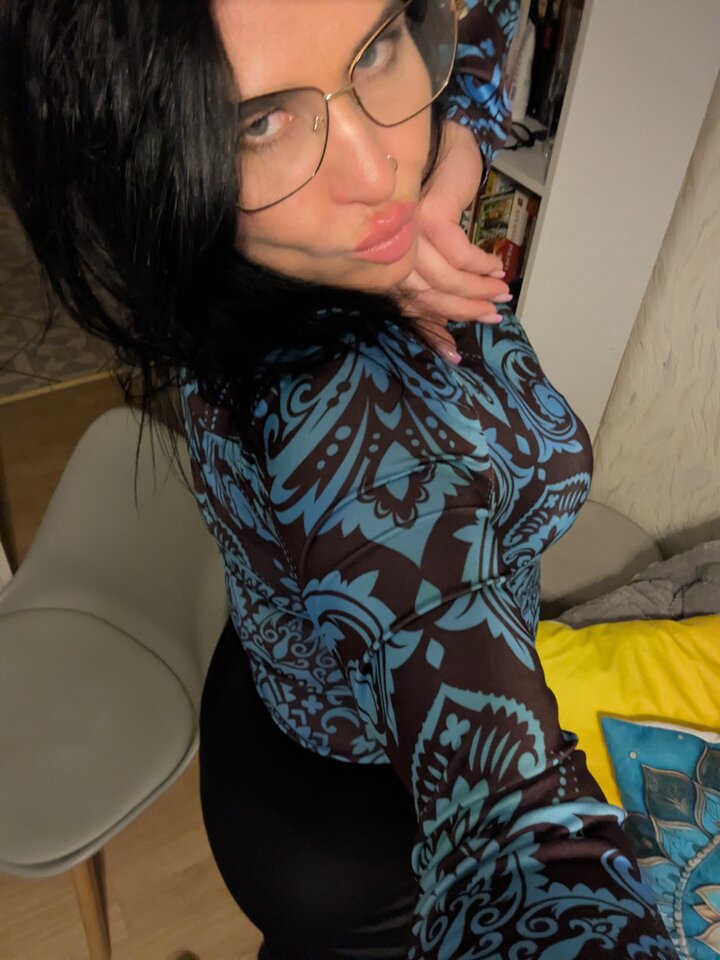 1000037844.jpg - m2022