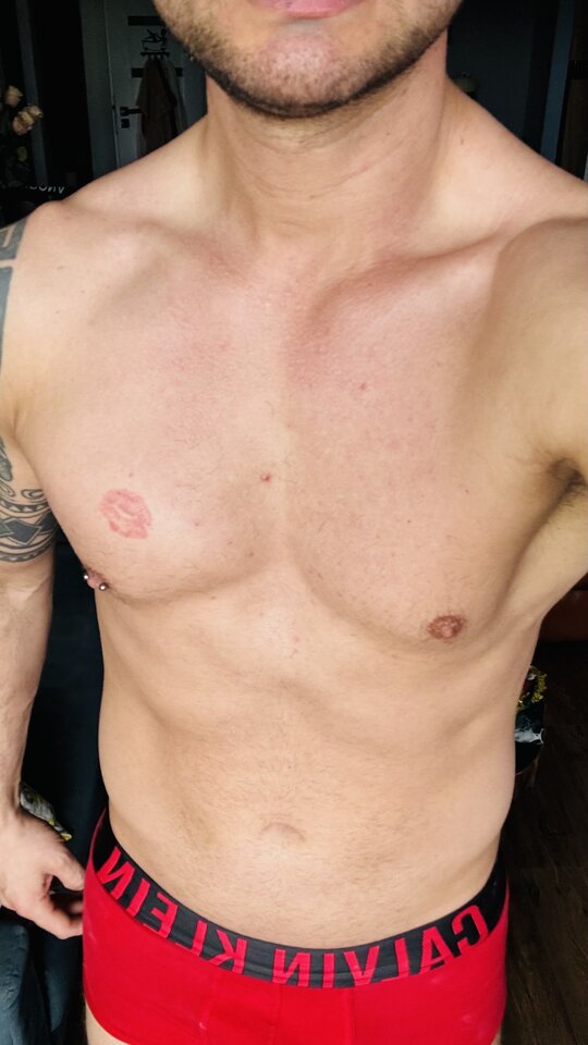 15599401-a322-4aa1-9e98-3a68aed41f49.jpeg - Chris666666