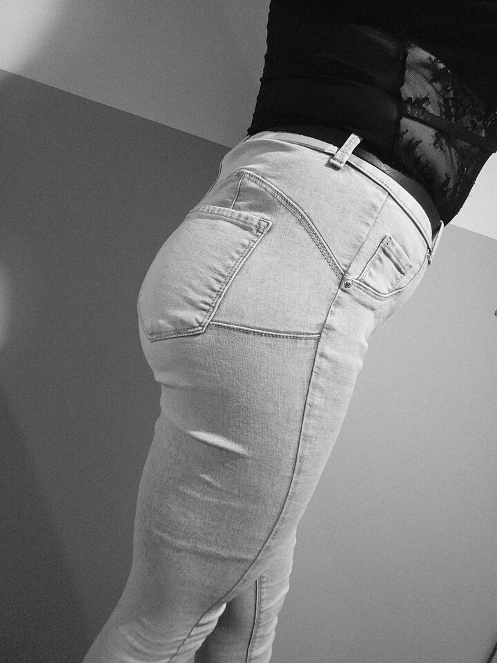 20260418_212358.jpg - Roksana97