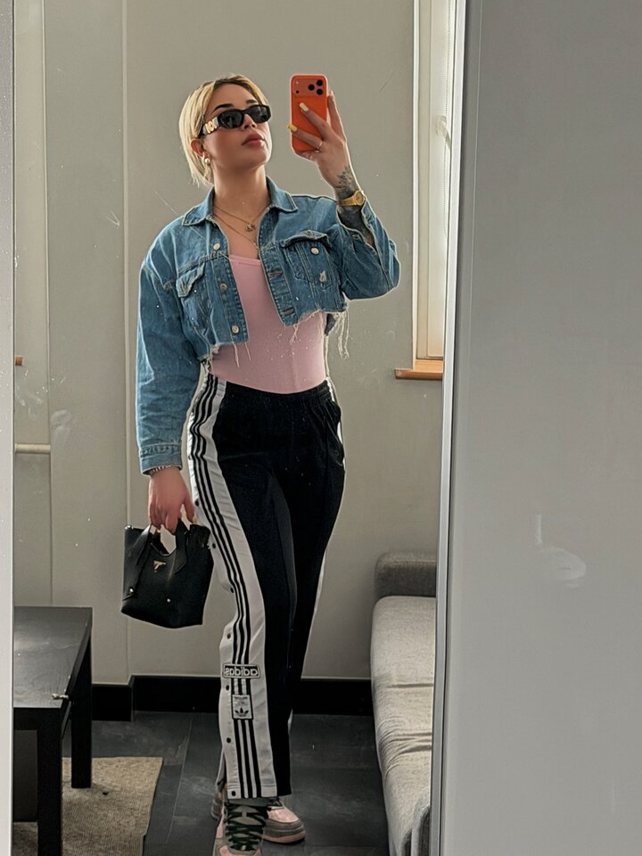 Facetune_12-04-2026-17-07-15.jpeg - Sharondillacoboxxl