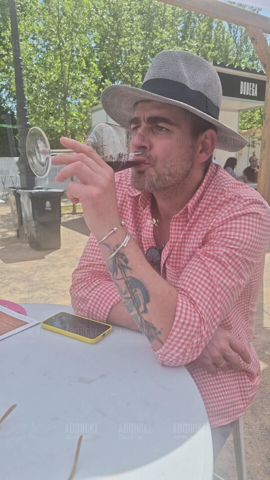 Dobrej niedzieli❤️🍷🇪🇦🌞🌞🌞🌞 - Adminki