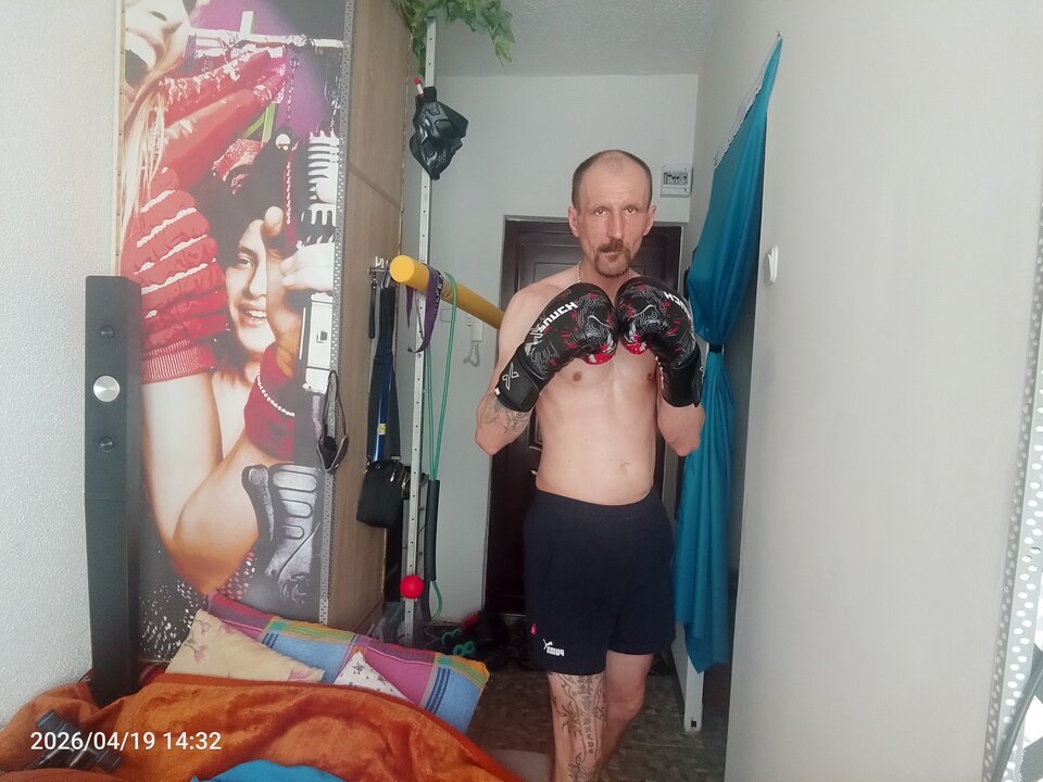 IMG_20260419_143300_156.jpg - MrocznyBokser